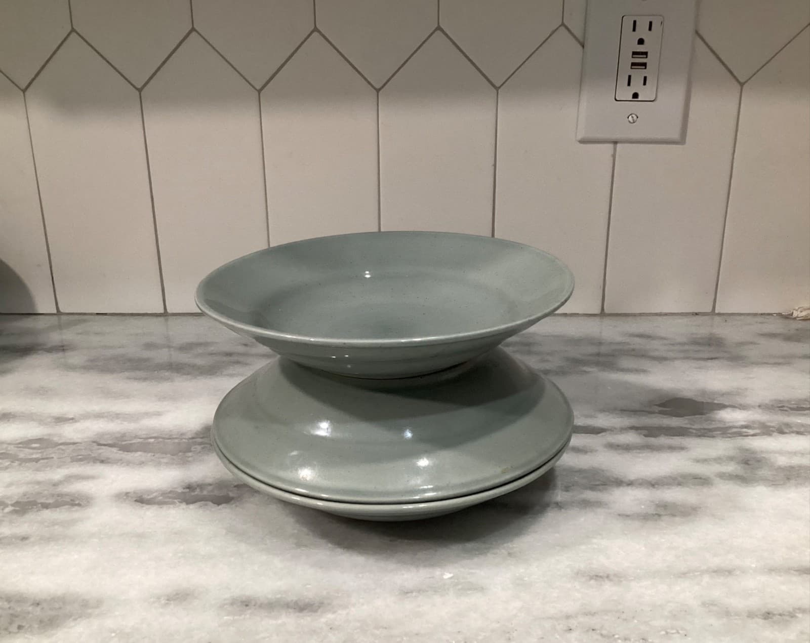 Block Basic Pebble Stone GRAY Rim Soup Bowls Set of 3 8.25” - Thumbnail 11