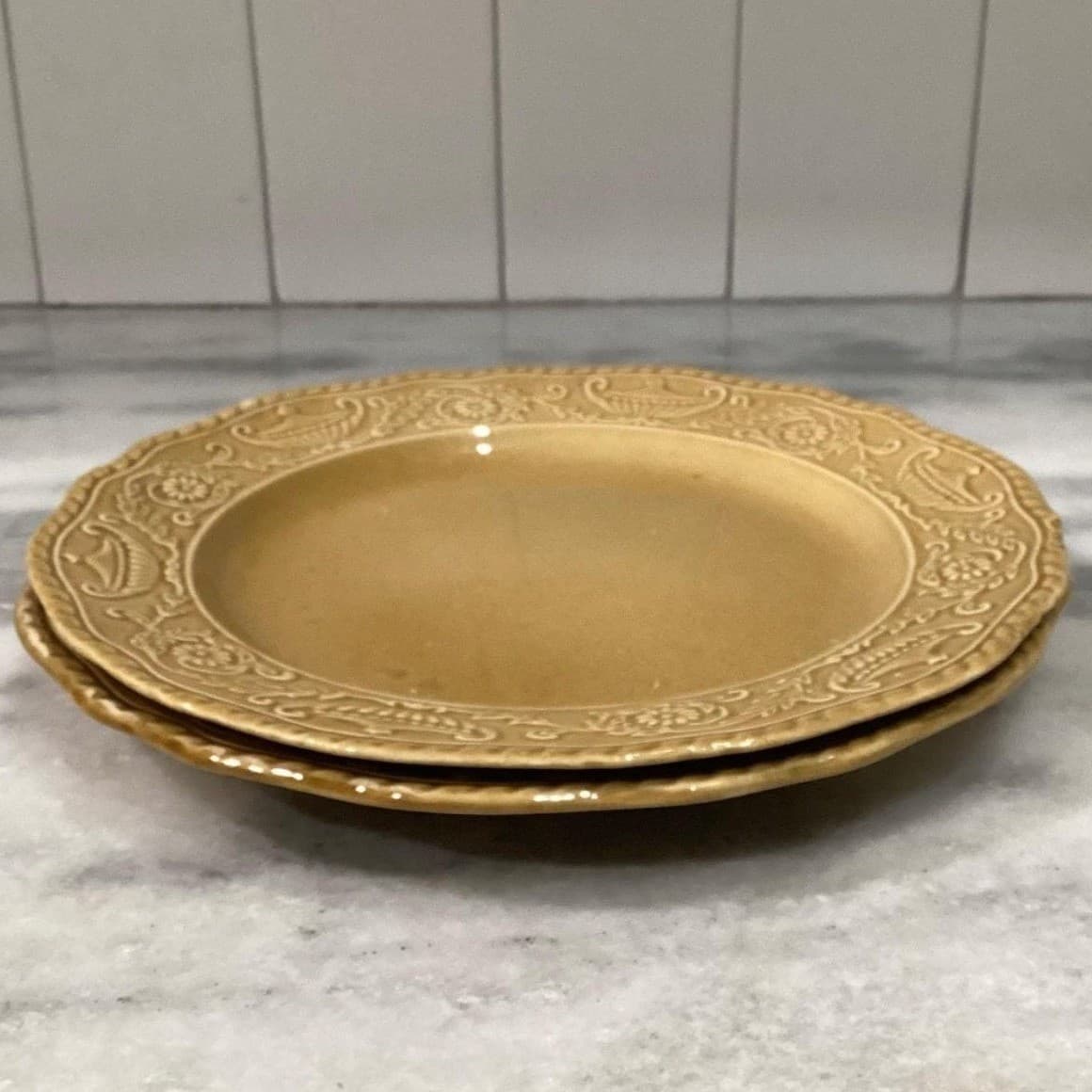Canonsburg Regency Golden Ironstone Dinner Plates, Set of 2, Vintage USA Pottery - Thumbnail 9