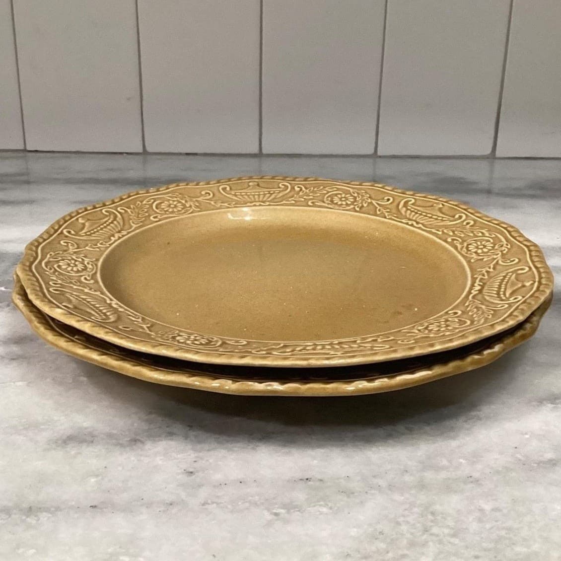 Canonsburg Regency Golden Ironstone Dinner Plates, Set of 2, Vintage USA Pottery - Thumbnail 10