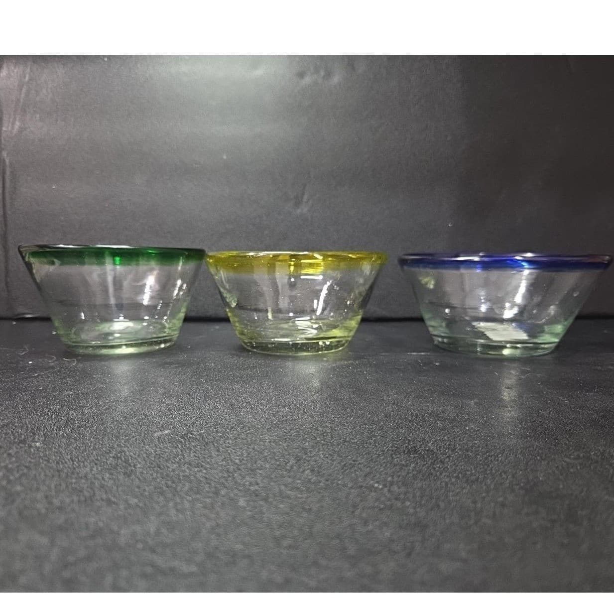 Mexican Hand Blown Berry Bowls, Set of 3, Recycled Artisan Glass, Yellow Green - Thumbnail 3
