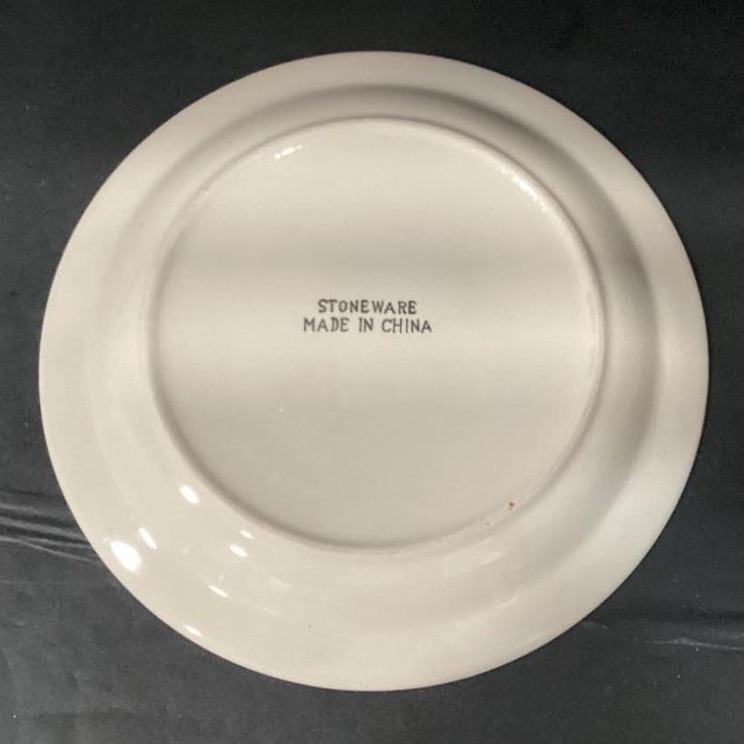Christmas Tree Dinner Plates, Set of 4, Porcelain Holiday Dishes, Vintage China - Thumbnail 4