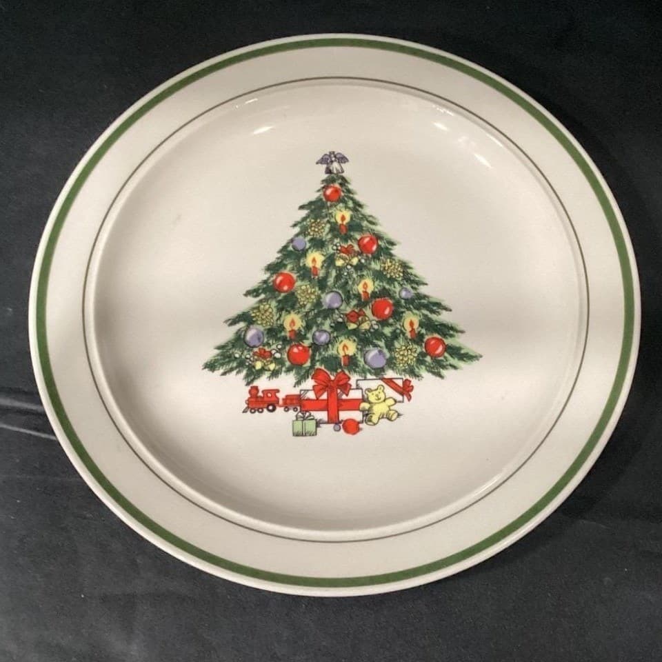 Christmas Tree Dinner Plates, Set of 4, Porcelain Holiday Dishes, Vintage China - Thumbnail 5