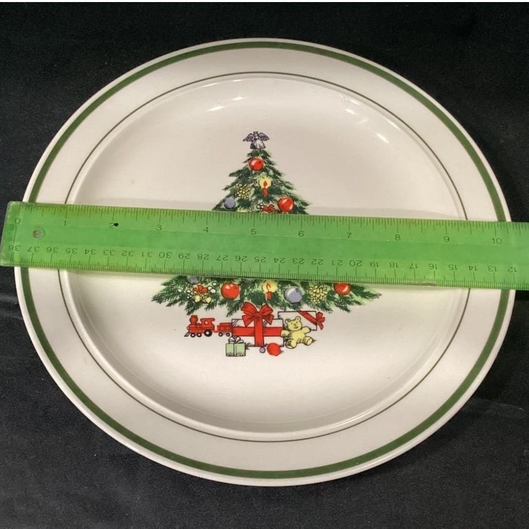 Christmas Tree Dinner Plates, Set of 4, Porcelain Holiday Dishes, Vintage China - Thumbnail 2