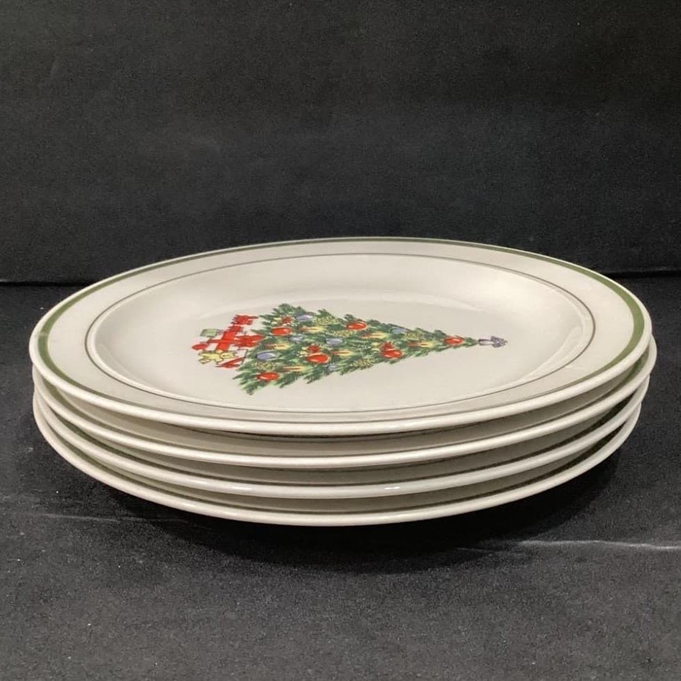 Christmas Tree Dinner Plates, Set of 4, Porcelain Holiday Dishes, Vintage China - Thumbnail 10