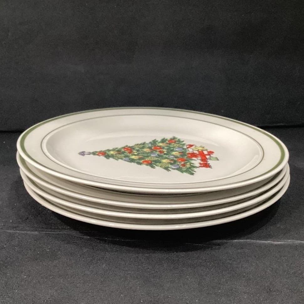 Christmas Tree Dinner Plates, Set of 4, Porcelain Holiday Dishes, Vintage China - Thumbnail 8