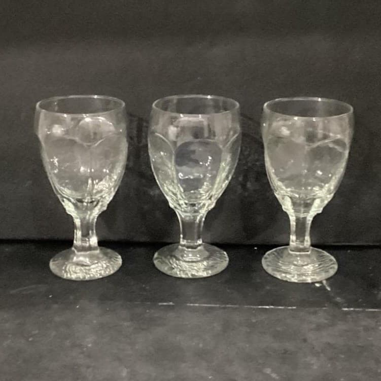 Libbey Chivalry Water Goblets, Set of 3, Vintage Textured Stemware, Drinkware - Thumbnail 2