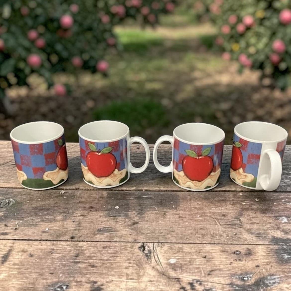 Sakura American as Apple Pie Coffee Cups, Set of 4, Vtg Warren Kimble Stoneware