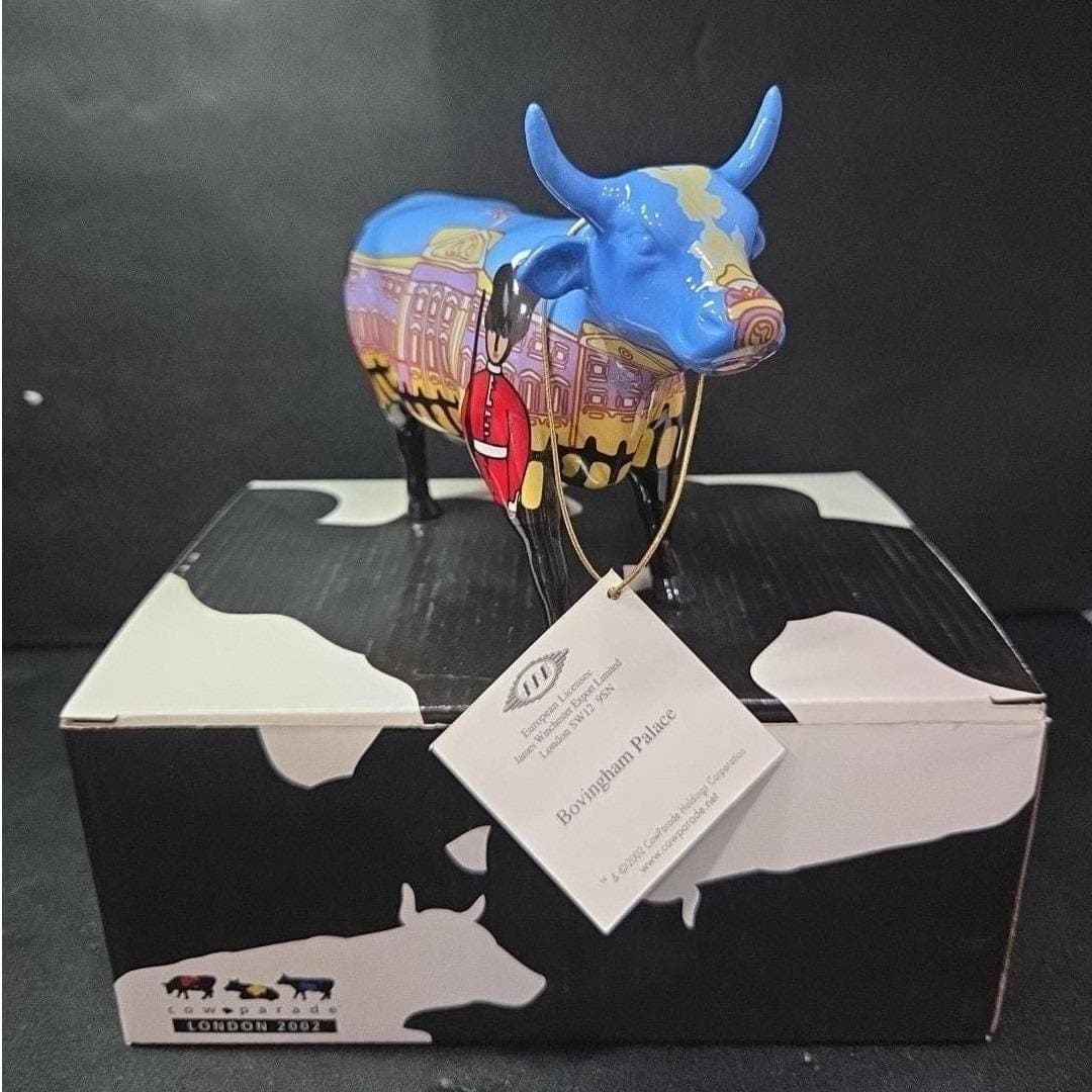 Cow Parade Bovingham Palace Figurine, Westland Giftware, #6004, Box/Tag - Thumbnail 4