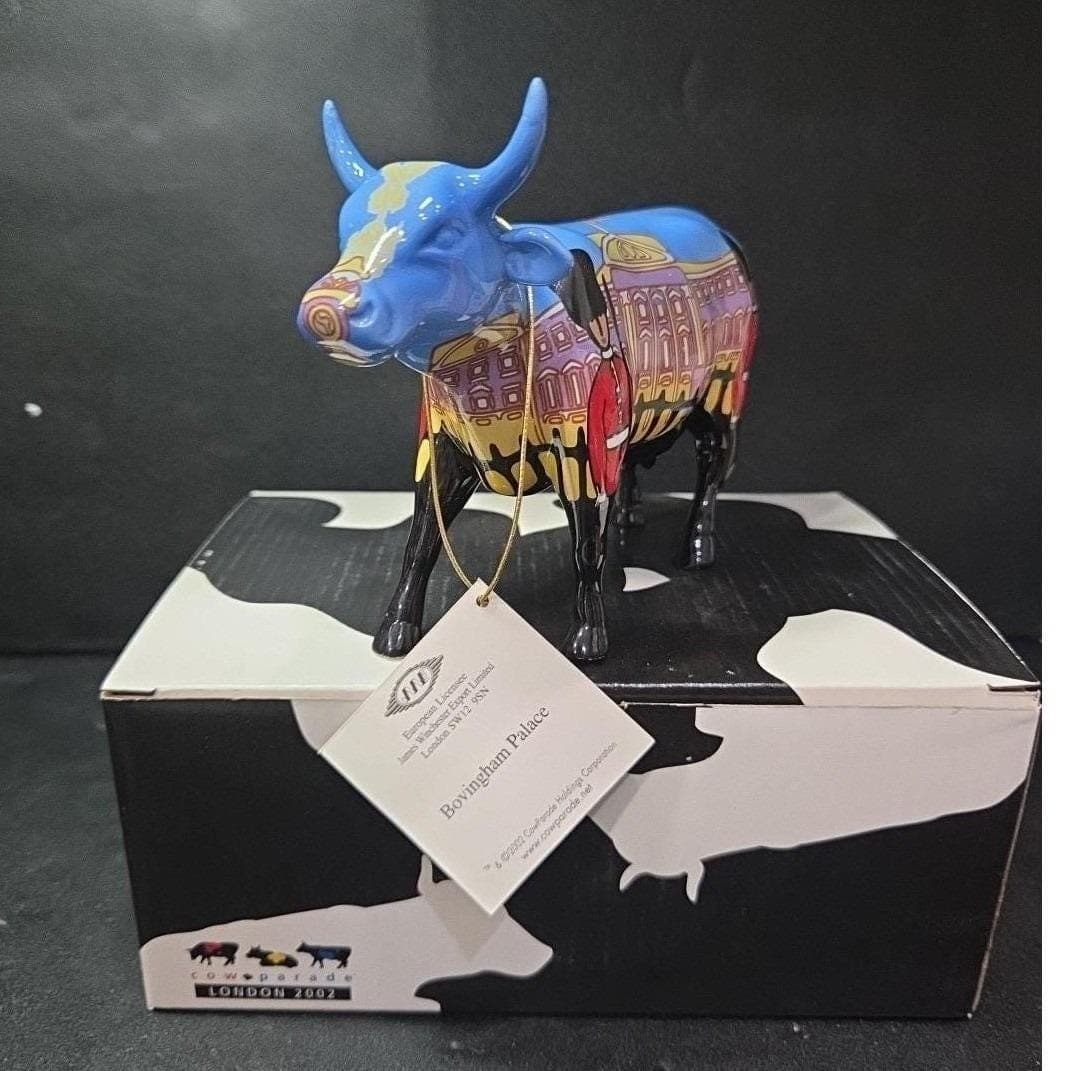 Cow Parade Bovingham Palace Figurine, Westland Giftware, #6004, Box/Tag - Thumbnail 2