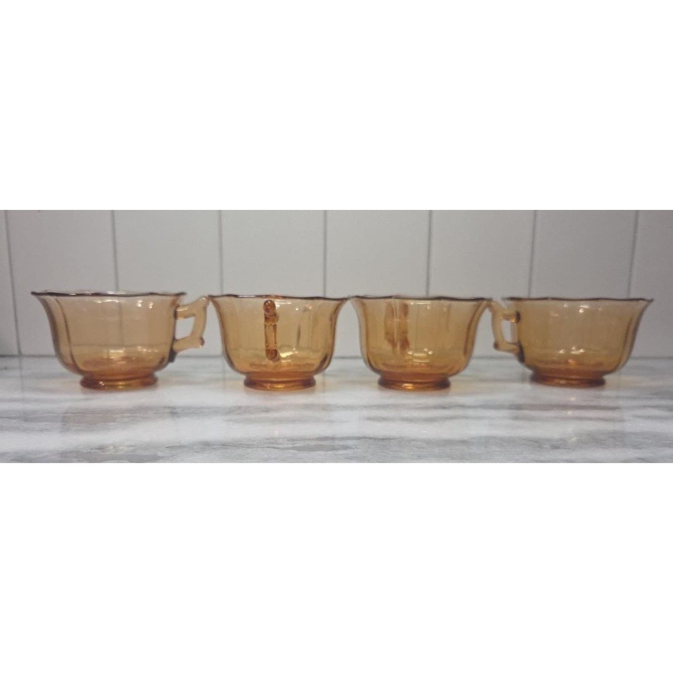 Cambridge Decagon Amber Glass Tea Cups, Set of 4, Vintage Yellow Drinkware - Thumbnail 4