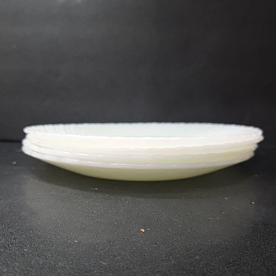 Termocrisa Milk Glass Dinner Plates, Set of 4, Vintage Yellow Floral Dinnerware - Thumbnail 8