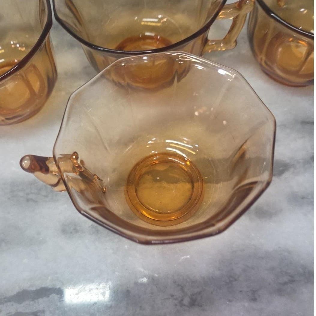 Cambridge Decagon Amber Glass Tea Cups, Set of 4, Vintage Yellow Drinkware - Thumbnail 6