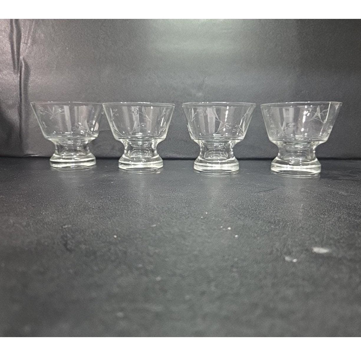 Anchor Hocking Clear Liqueur Glasses, Set of 4, Etched Cordials, Footed Dessert - Thumbnail 2