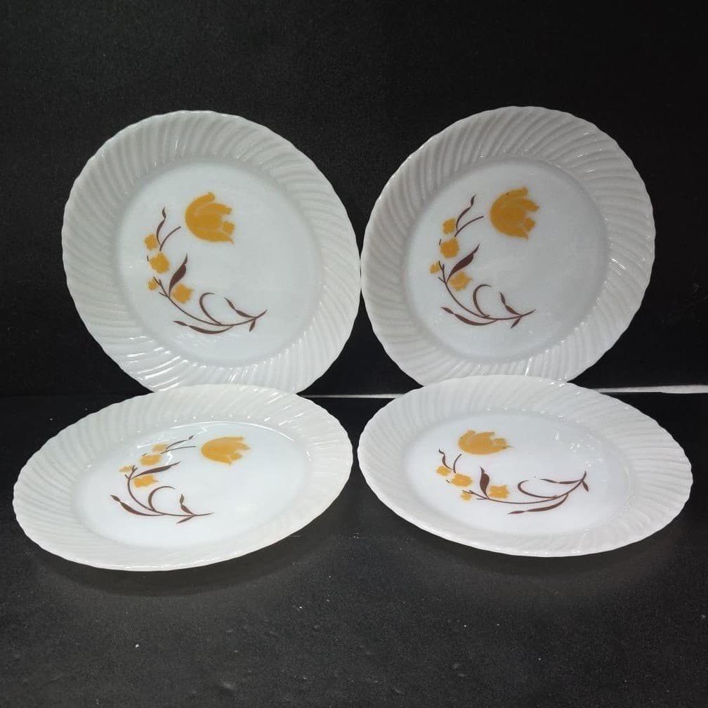 Termocrisa Milk Glass Dinner Plates, Set of 4, Vintage Yellow Floral Dinnerware - Thumbnail 2