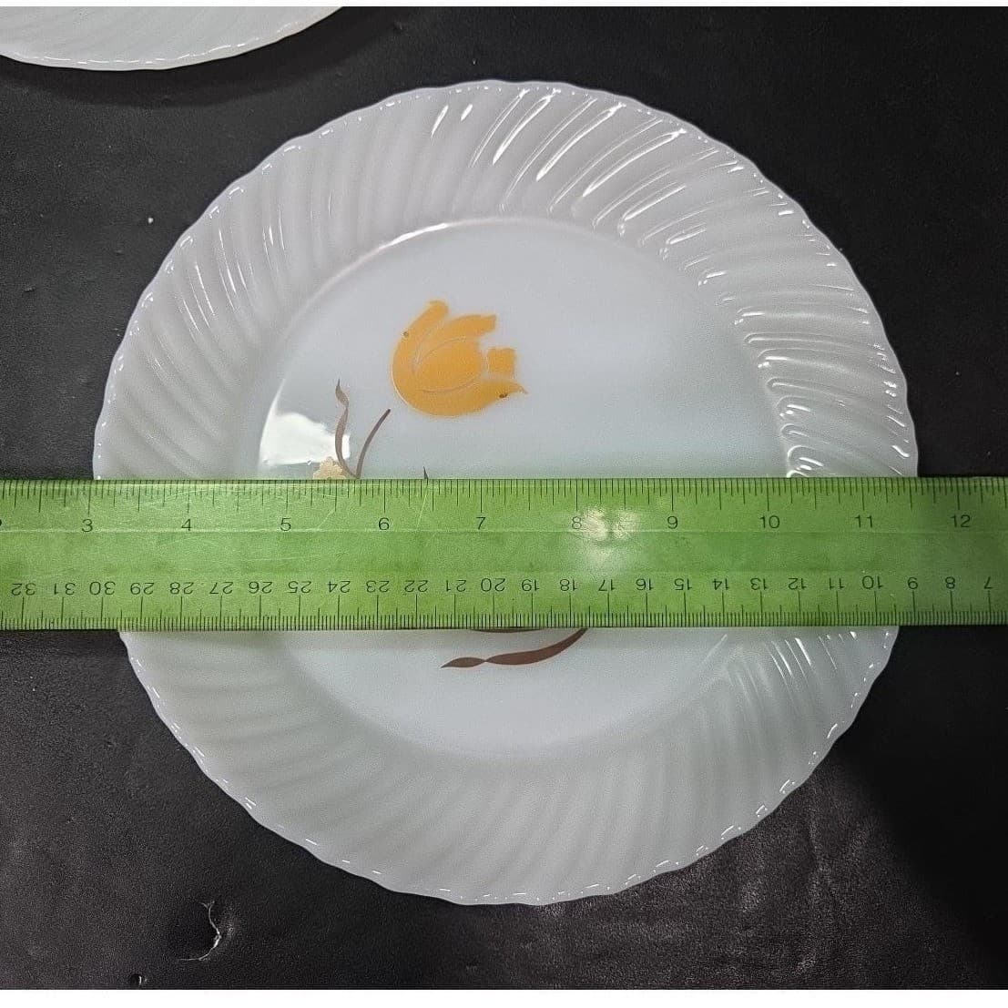 Termocrisa Milk Glass Dinner Plates, Set of 4, Vintage Yellow Floral Dinnerware - Thumbnail 4
