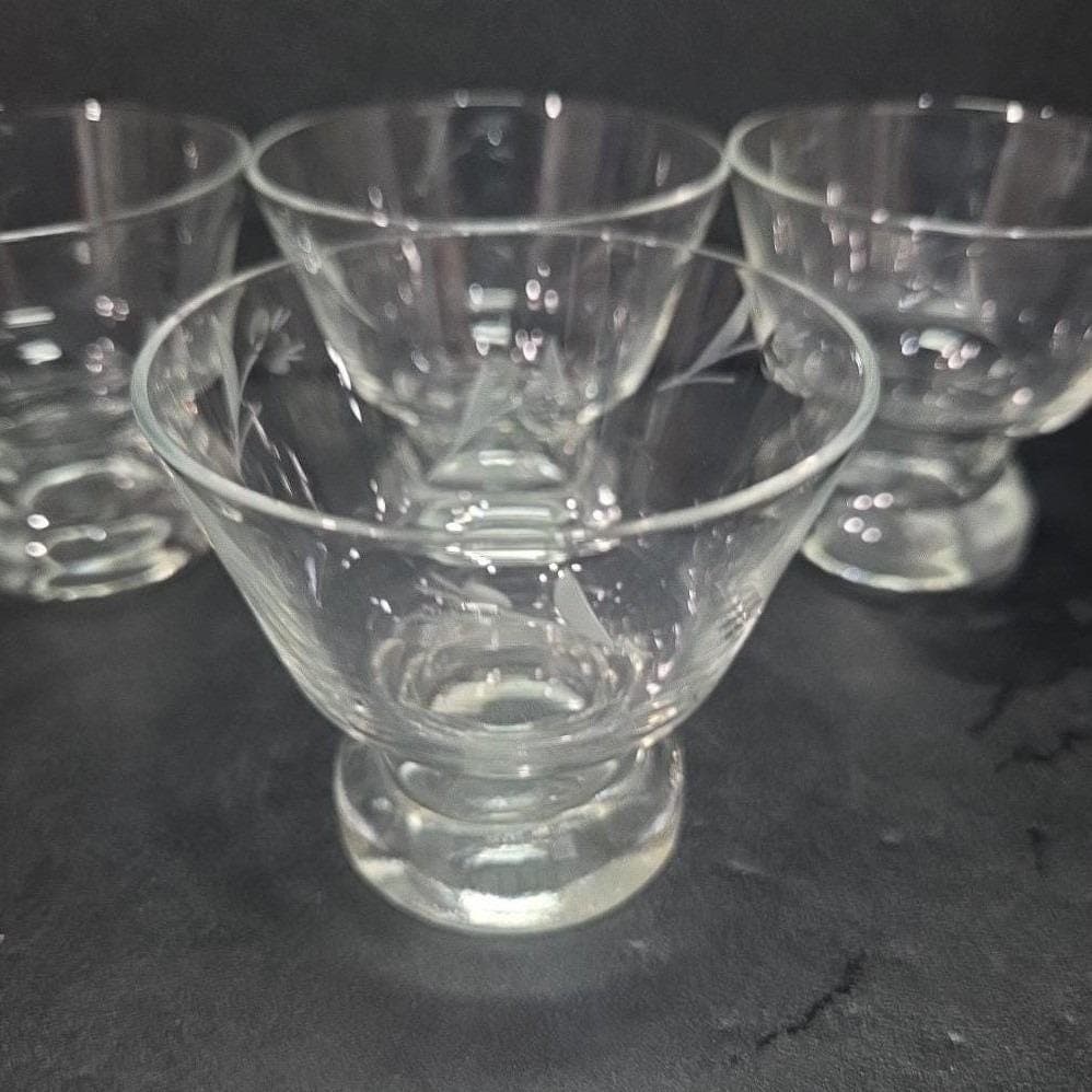 Anchor Hocking Clear Liqueur Glasses, Set of 4, Etched Cordials, Footed Dessert - Thumbnail 5