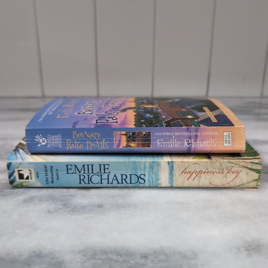 Emilie Richards Paperback Book Lot, Happiness Key & Beware False Profits, Novels - Thumbnail 2