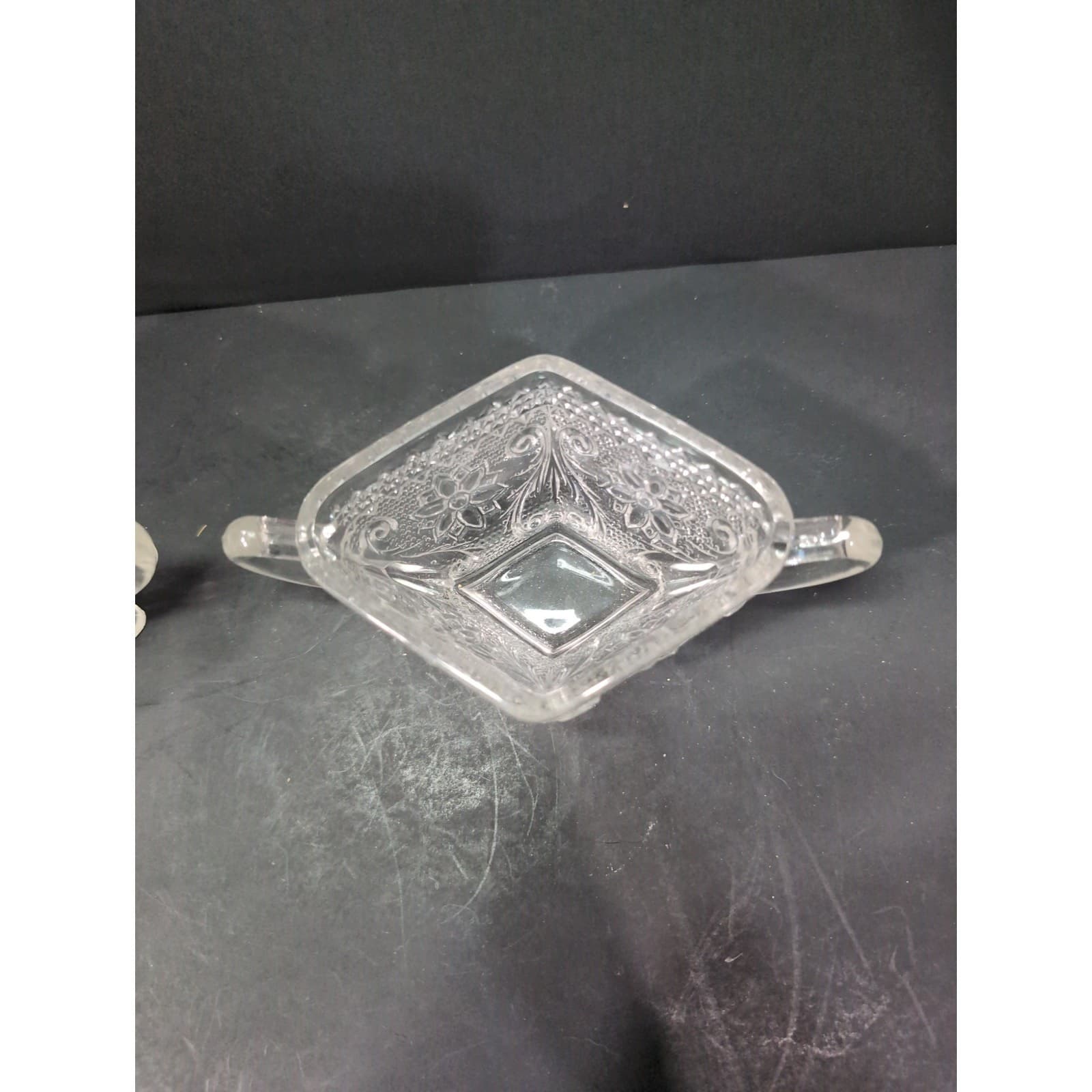 Indiana Glass Co. Sandwich Crystal Creamer & Sugar Set, Vintage Footed Glassware - Thumbnail 8