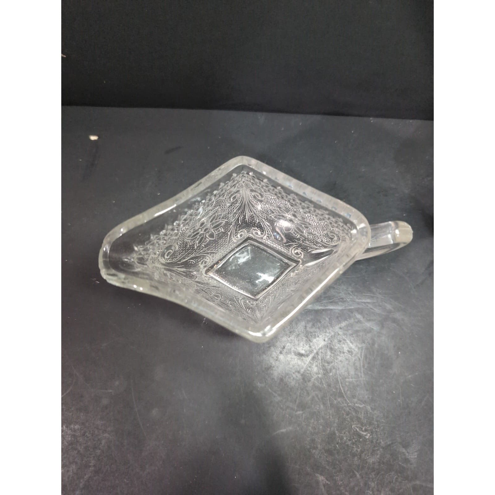 Indiana Glass Co. Sandwich Crystal Creamer & Sugar Set, Vintage Footed Glassware - Thumbnail 6
