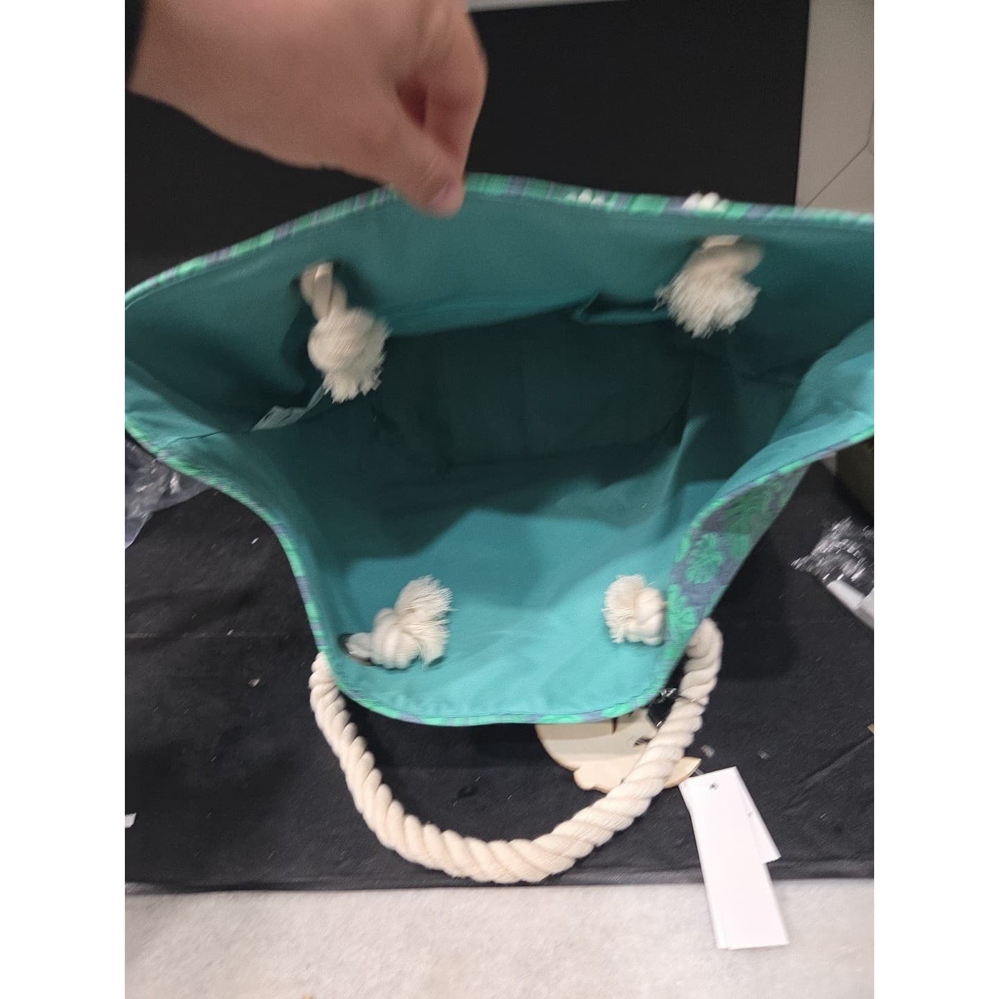 Disney Old Key West Resort Tote Bag, Tropical Monstera Leaf, Wicker Base NWT - Thumbnail 6