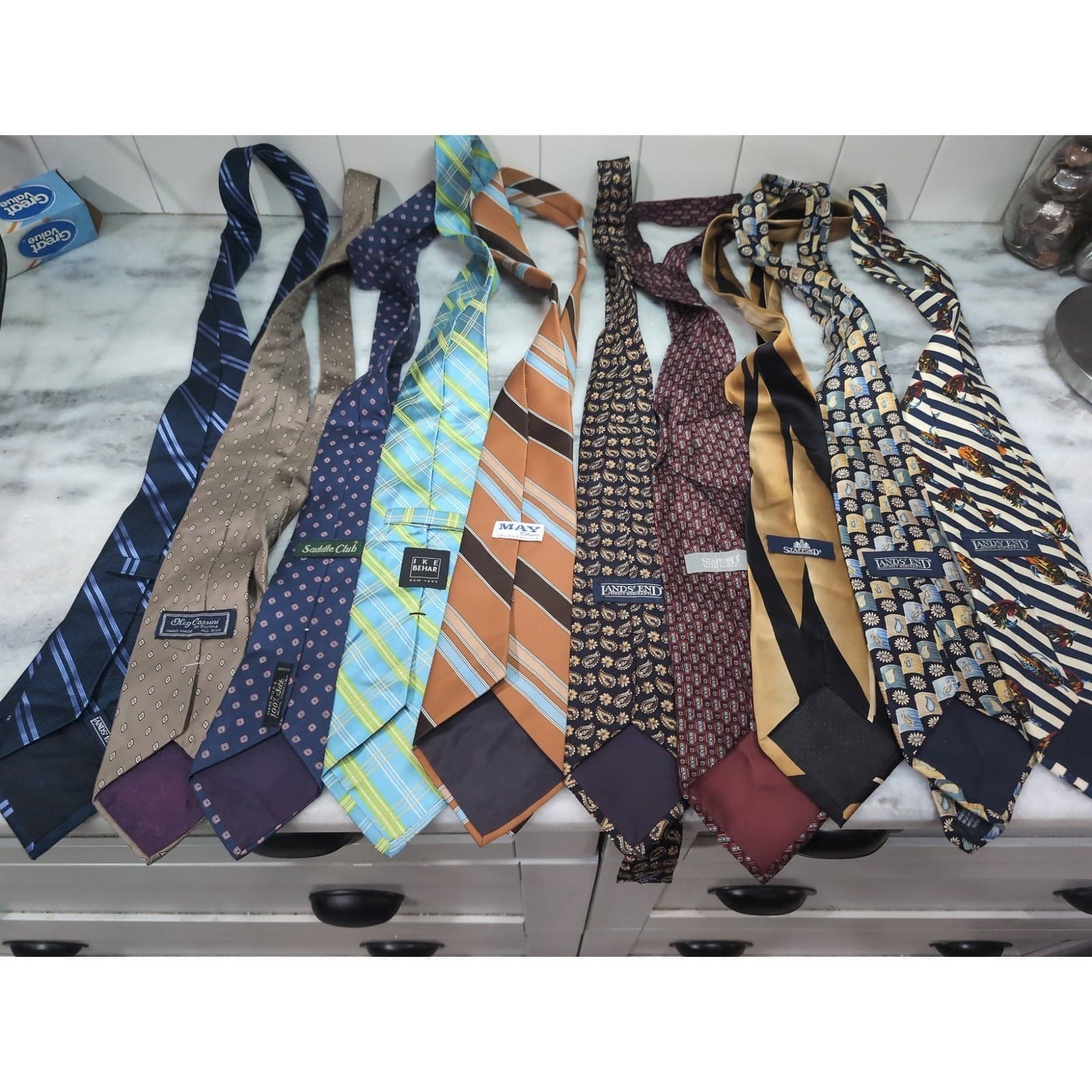 Men's Necktie Bundle, Lands End Stafford Ike Behar Oleg Cassini, Mixed Patterns - Thumbnail 4
