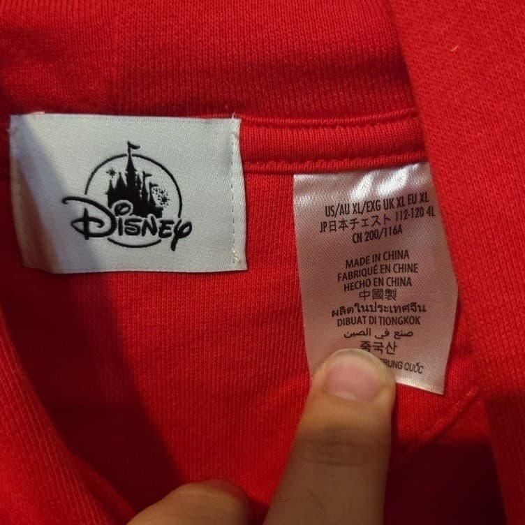 Disney Christmas Hoodie Red Graphic Pullover XL Alice Genie Dumbo Peter Pan - Thumbnail 5