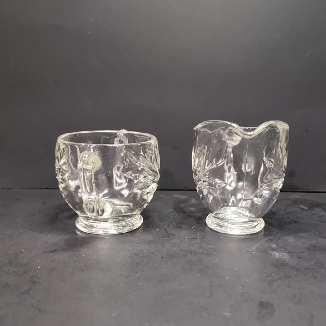 Indiana Glass Leaf Design Creamer and Sugar Set, Scroll Handles, Clear Tableware - Thumbnail 3