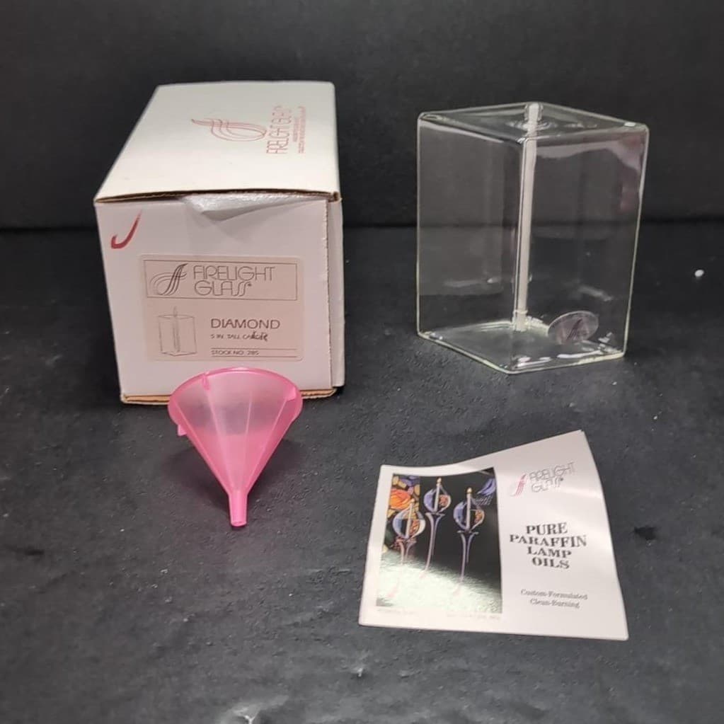 Firelight Glass 5" Diamond Oil Lamp, Clear Handblown Candle, Minimalist Accent - Thumbnail 2
