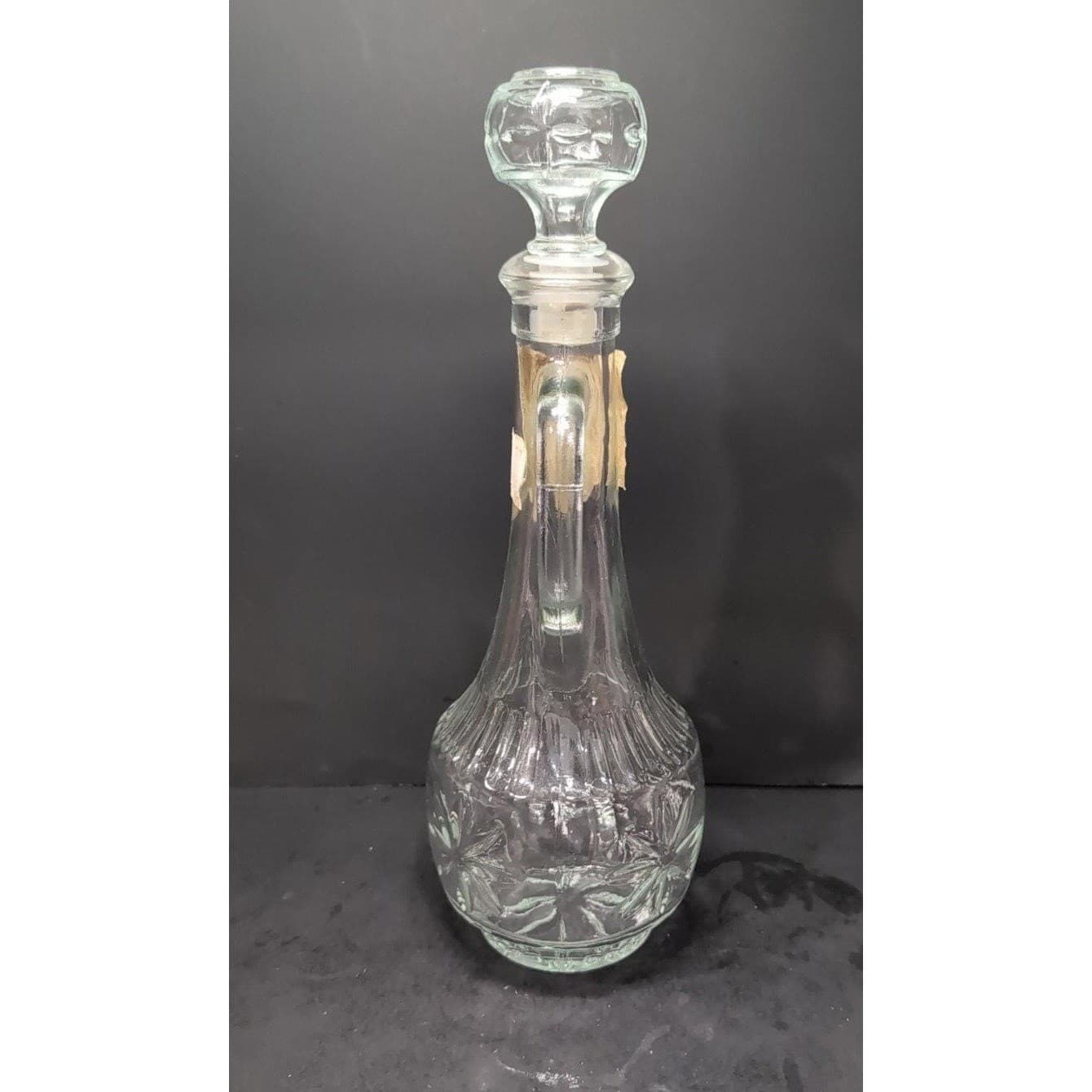 Mogen David Collector's Empty Clear Wine Decanter, 3rd Series Limited Edition - Thumbnail 4
