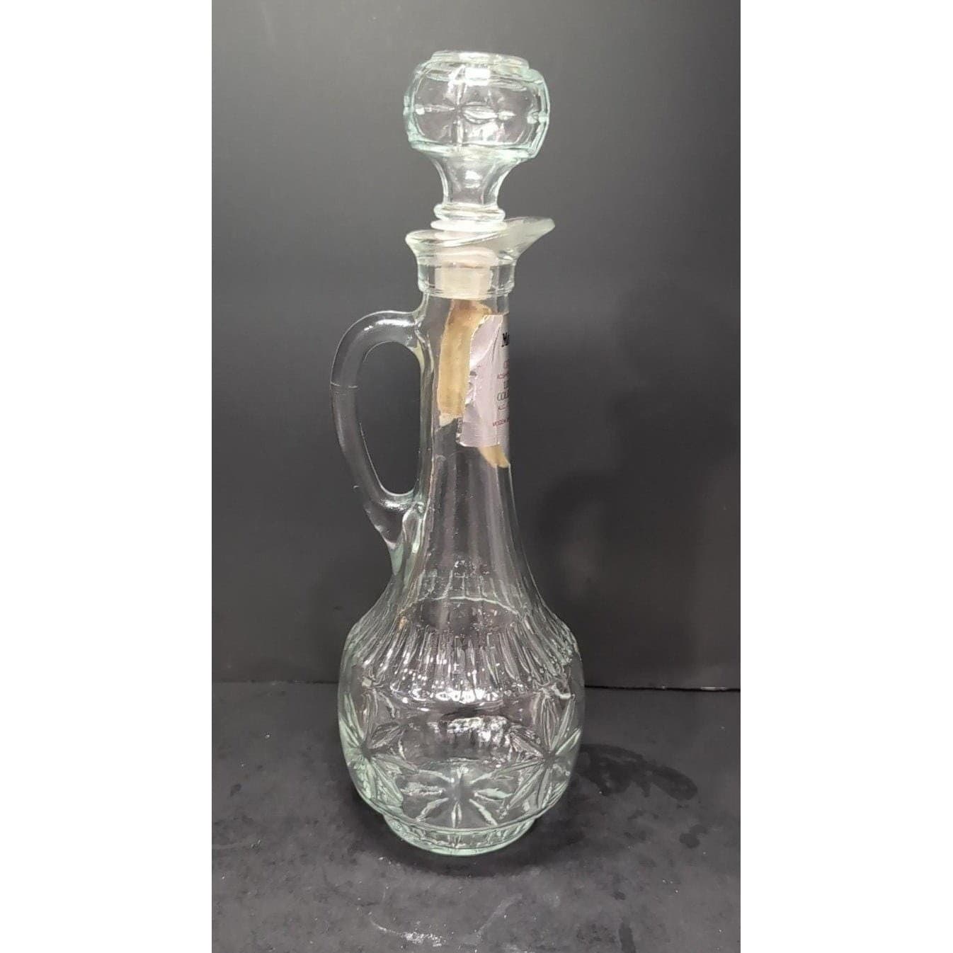 Mogen David Collector's Empty Clear Wine Decanter, 3rd Series Limited Edition - Thumbnail 5