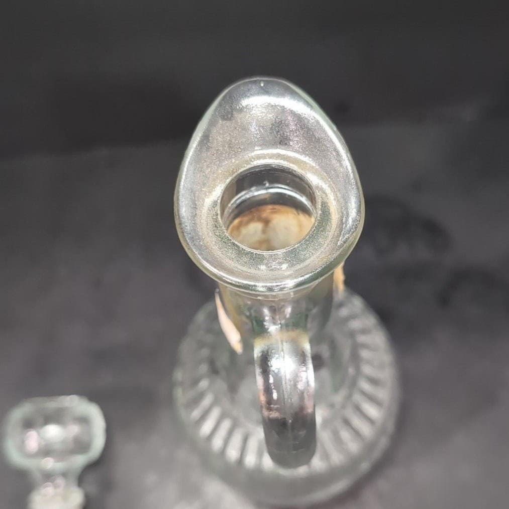 Mogen David Collector's Empty Clear Wine Decanter, 3rd Series Limited Edition - Thumbnail 8
