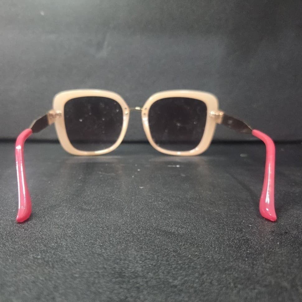 Loft Peach Square Sunglasses with Gold Metal Temples and Pink Tips - Thumbnail 4