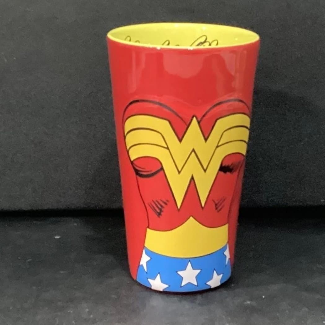 DC Comics Red Wonder Woman Ceramic Tumbler, Embossed Drinkware, Superhero Mug - Thumbnail 2