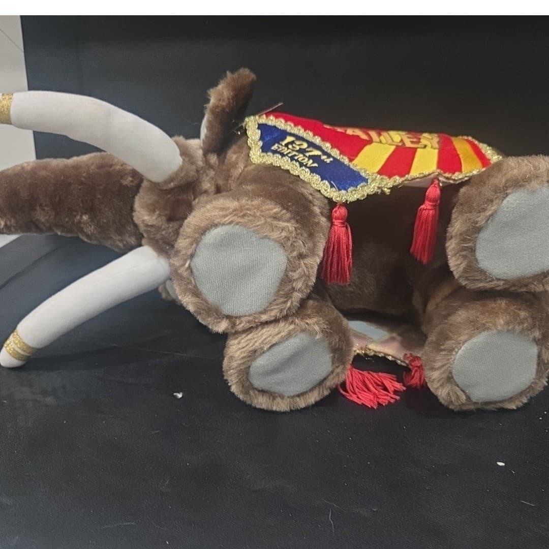 Ringling Bros Barnum & Bailey Circus 137th Edition Elephant Plush Brown Stuffed - Thumbnail 10