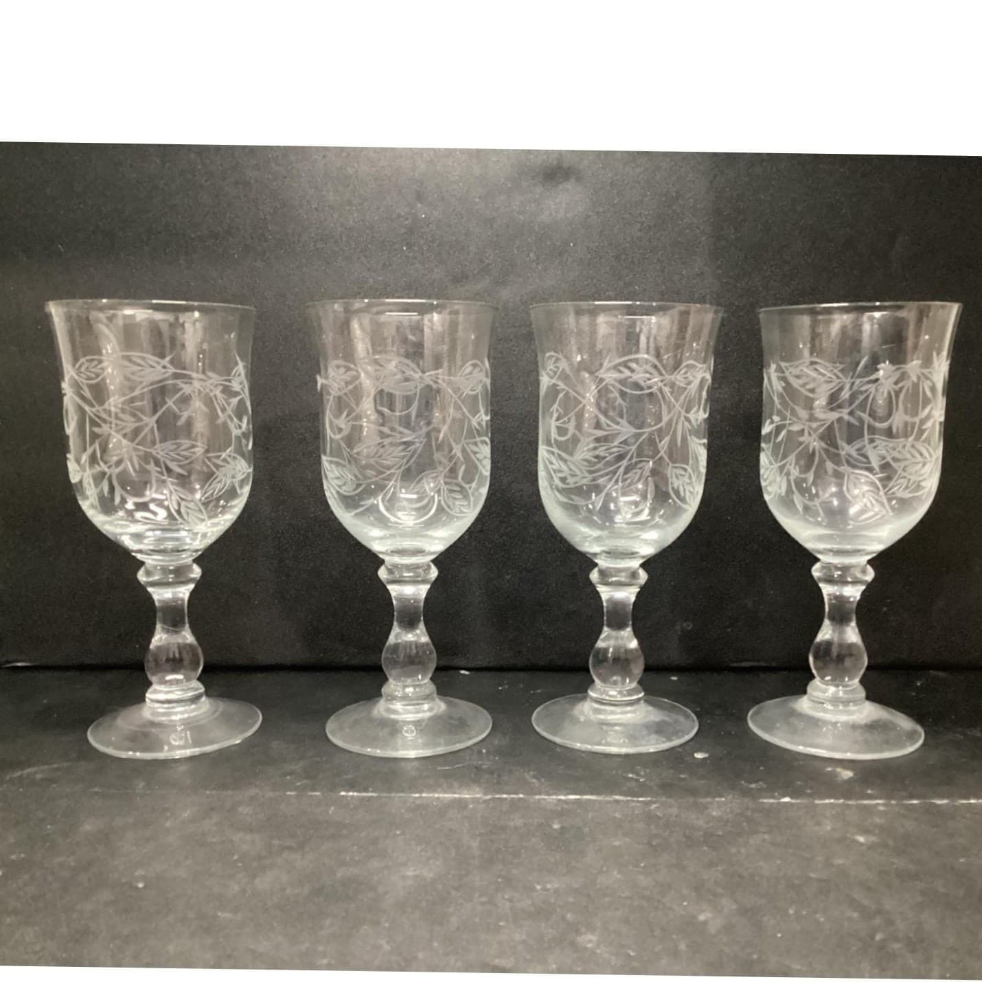 Etched Leaf & Branches Water Goblets, Set of 4, Vintage Stemware, Clear Glasses - Thumbnail 2