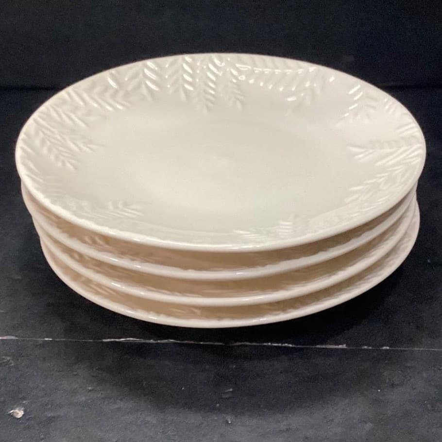 Robert Stanley Ivory Salad Plates, Set of 4, Vintage Evergreen Embossed Rims - Thumbnail 7