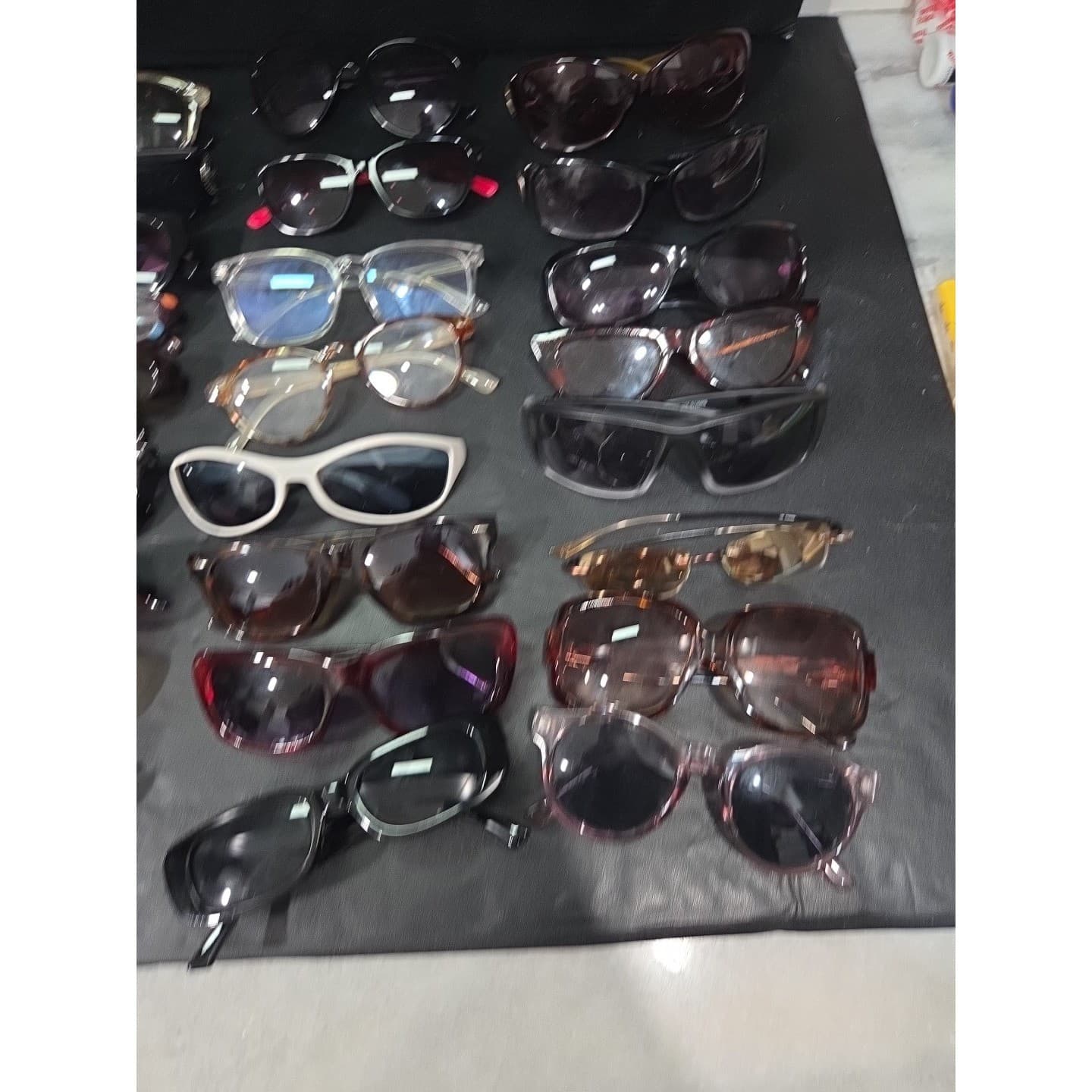 Bulk Lot 30+ Pairs Assorted Sunglasses/Frames: Aviator Cat Eye Rectangular Mixed - Thumbnail 7