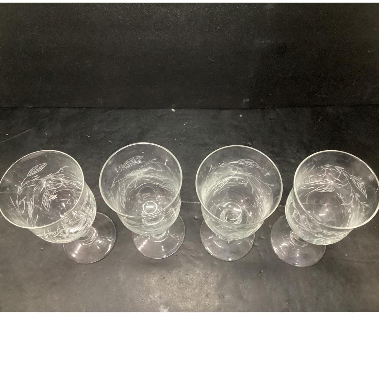 Etched Leaf & Branches Water Goblets, Set of 4, Vintage Stemware, Clear Glasses - Thumbnail 8