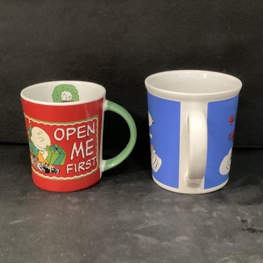 Peanuts Charlie Brown "Open Me First" & "Snoopy Ice Skating Winter" Mug Set of 2 - Thumbnail 2