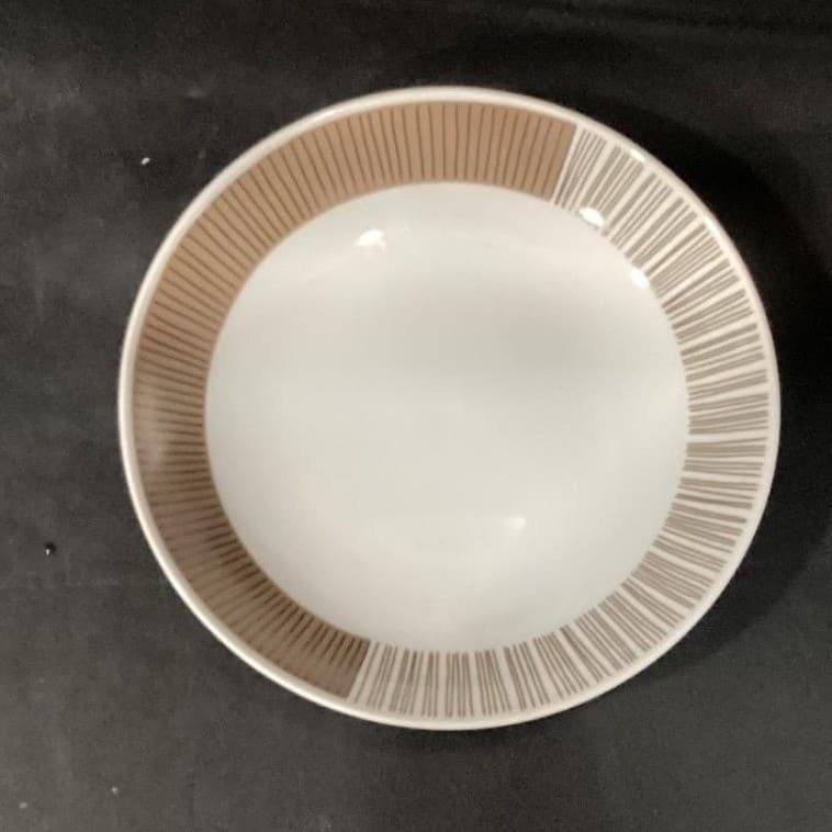 Thomas Rosenthal Arabesque Cereal Bowls, Set of 4, German Porcelain Dinnerware - Thumbnail 3