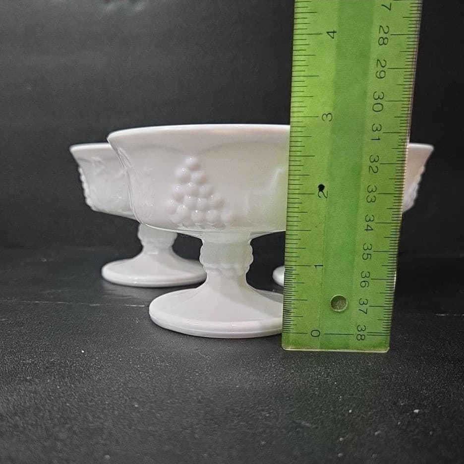 Indiana Glass Footed Sherbet Dishes, Set of 3, Harvest Grape Design Coupes - Thumbnail 9