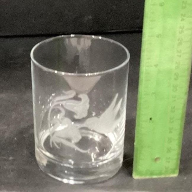 Etched Hummingbird Floral Rocks Glasses, Set of 3, Vintage Clear Lowball Tumbler - Thumbnail 2
