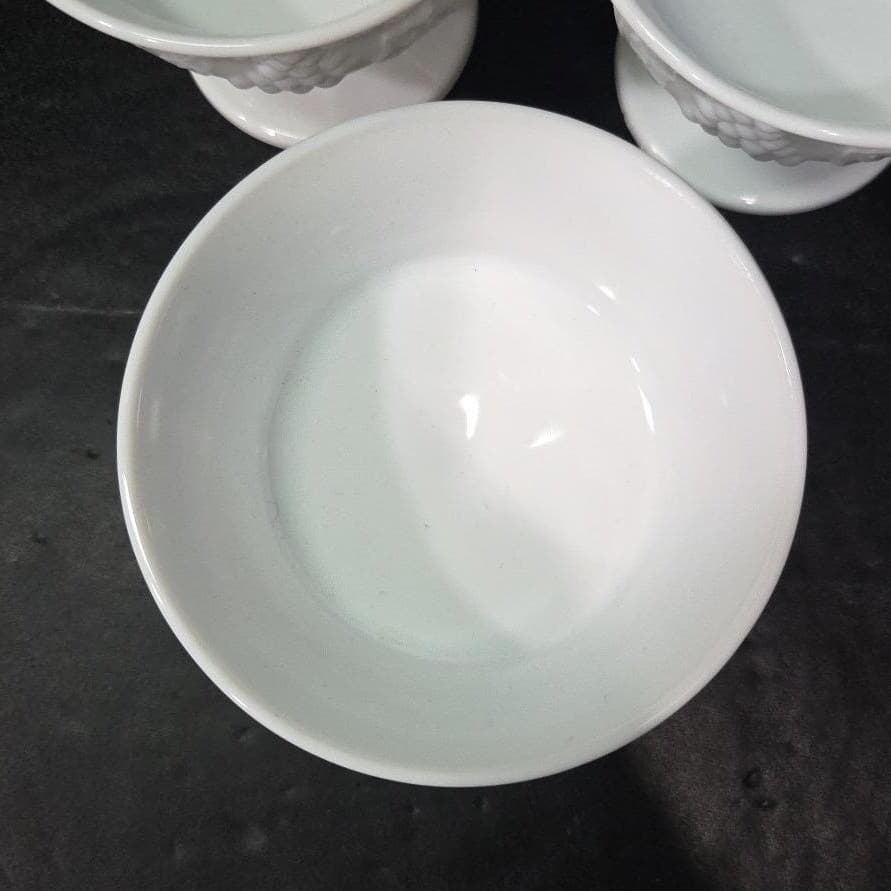 Indiana Glass Footed Sherbet Dishes, Set of 3, Harvest Grape Design Coupes - Thumbnail 7