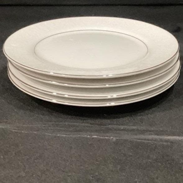 Crown Victoria "Lovelace" Bread & Butter Plates, Set of 4, Platinum Trim China - Thumbnail 8