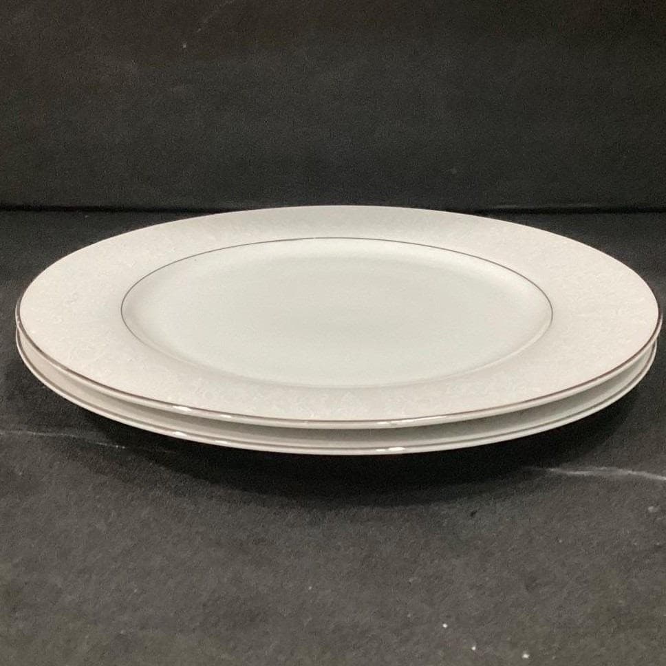 Crown Victoria "Lovelace" Dinner Plates, Set of 2, Platinum Trim, Vintage China - Thumbnail 10