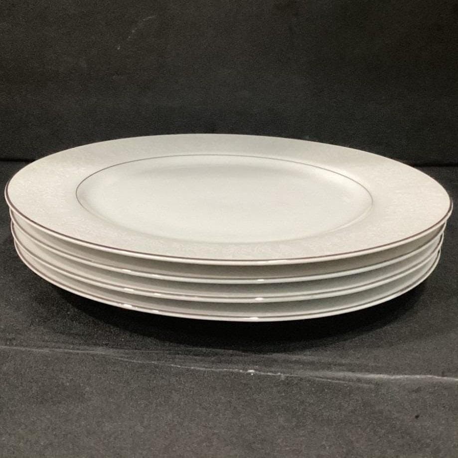 Crown Victoria "Lovelace" Dinner Plates, Set of 4, Platinum Trim, Vintage China - Thumbnail 11