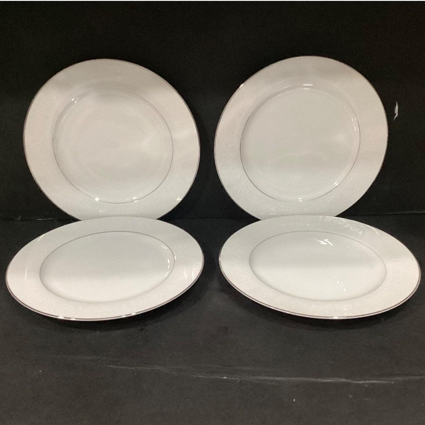 Crown Victoria "Lovelace" Dinner Plates, Set of 4, Platinum Trim, Vintage China - Thumbnail 7