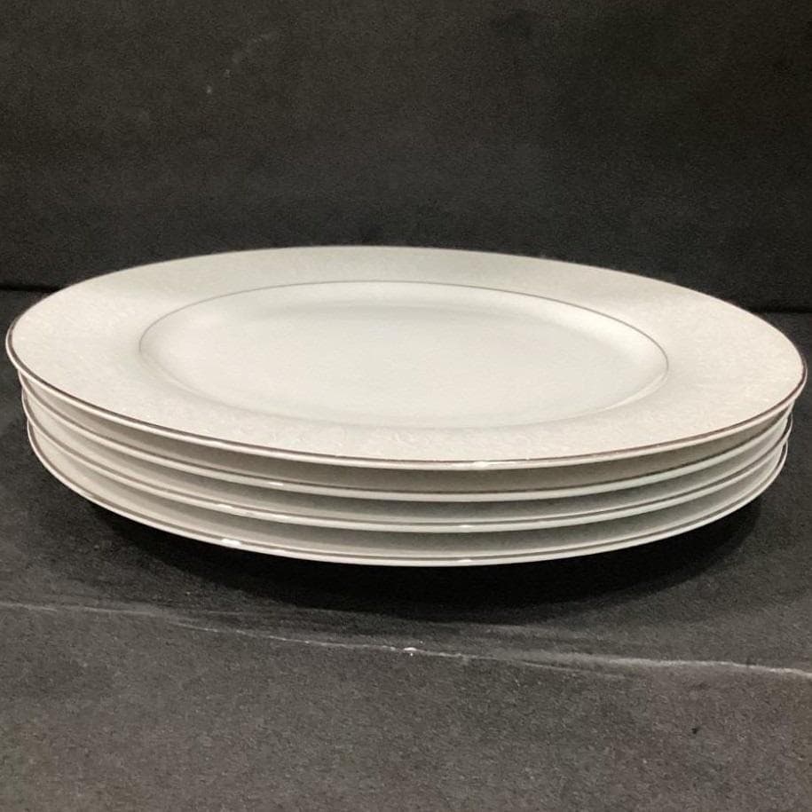 Crown Victoria "Lovelace" Dinner Plates, Set of 4, Platinum Trim, Vintage China - Thumbnail 10