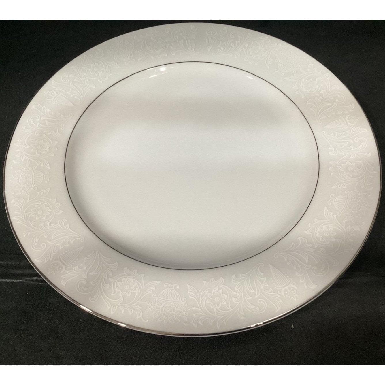Crown Victoria "Lovelace" Dinner Plates, Set of 4, Platinum Trim, Vintage China - Thumbnail 6