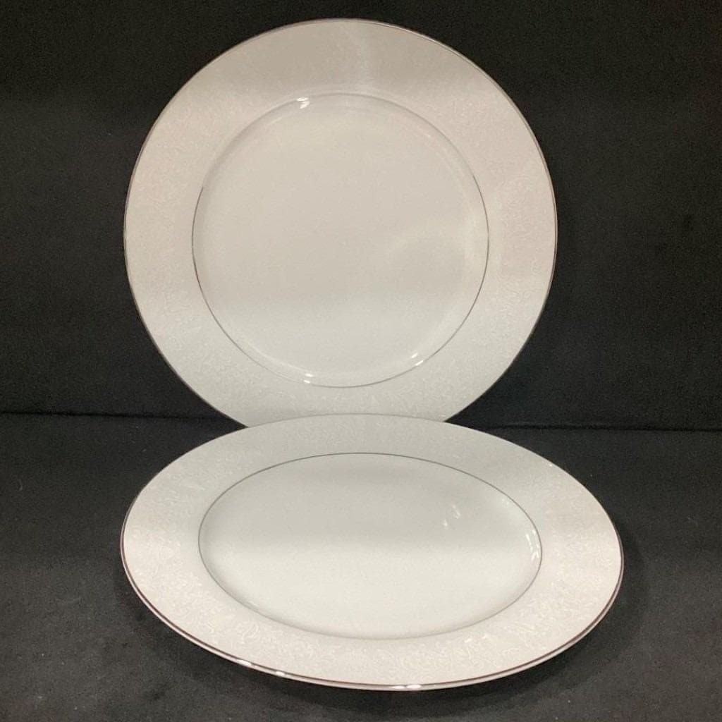 Crown Victoria "Lovelace" Dinner Plates, Set of 2, Platinum Trim, Vintage China - Thumbnail 6